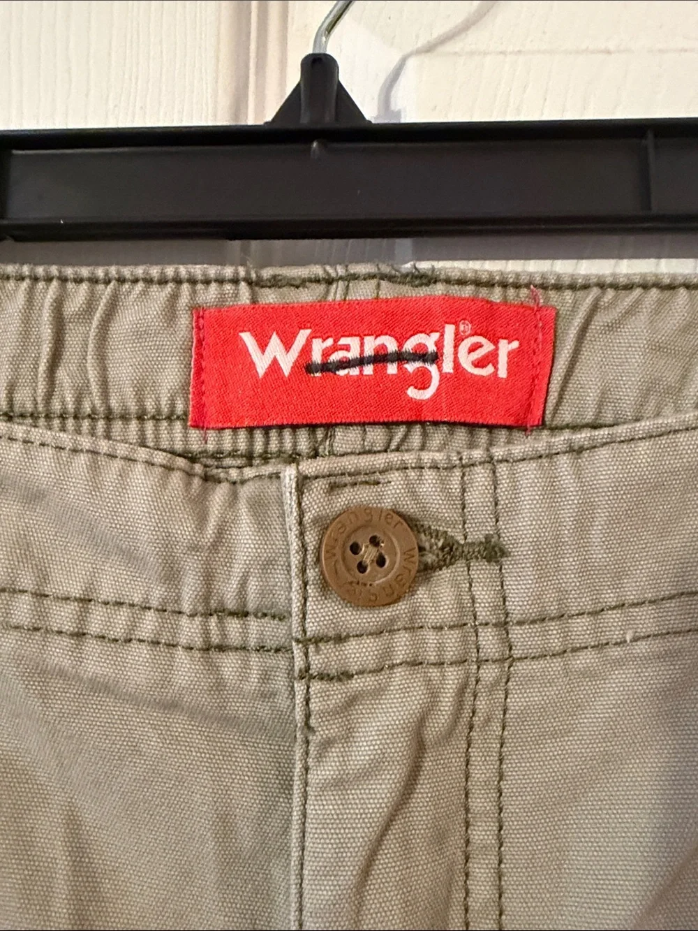 Wrangler Men's Khaki Green Cargo Shorts